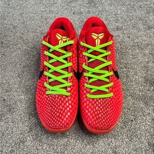 Kobe 6 protro reverse grinch